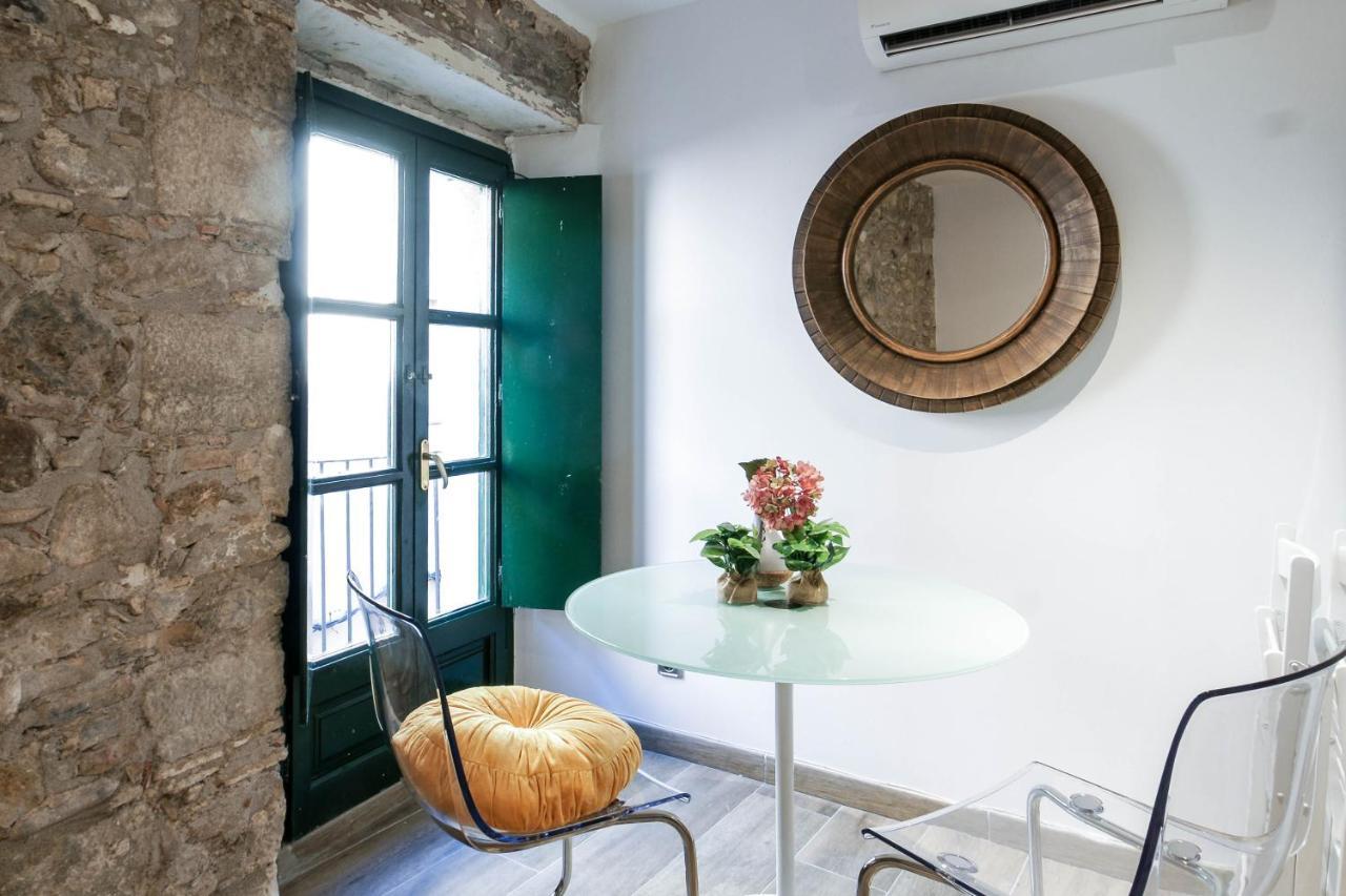 Tresor Boutique Apartment ชีโรนา ภายนอก รูปภาพ
