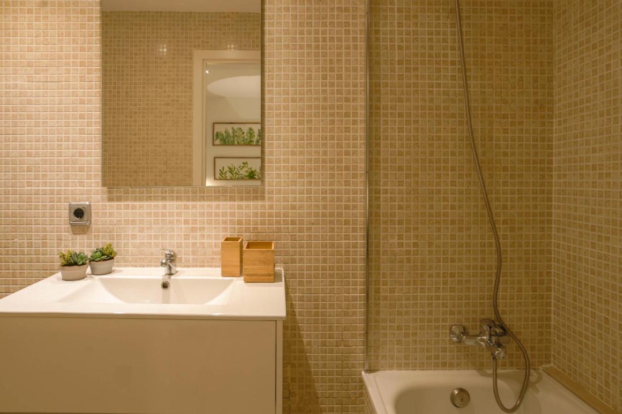 Tresor Boutique Apartment ชีโรนา ภายนอก รูปภาพ