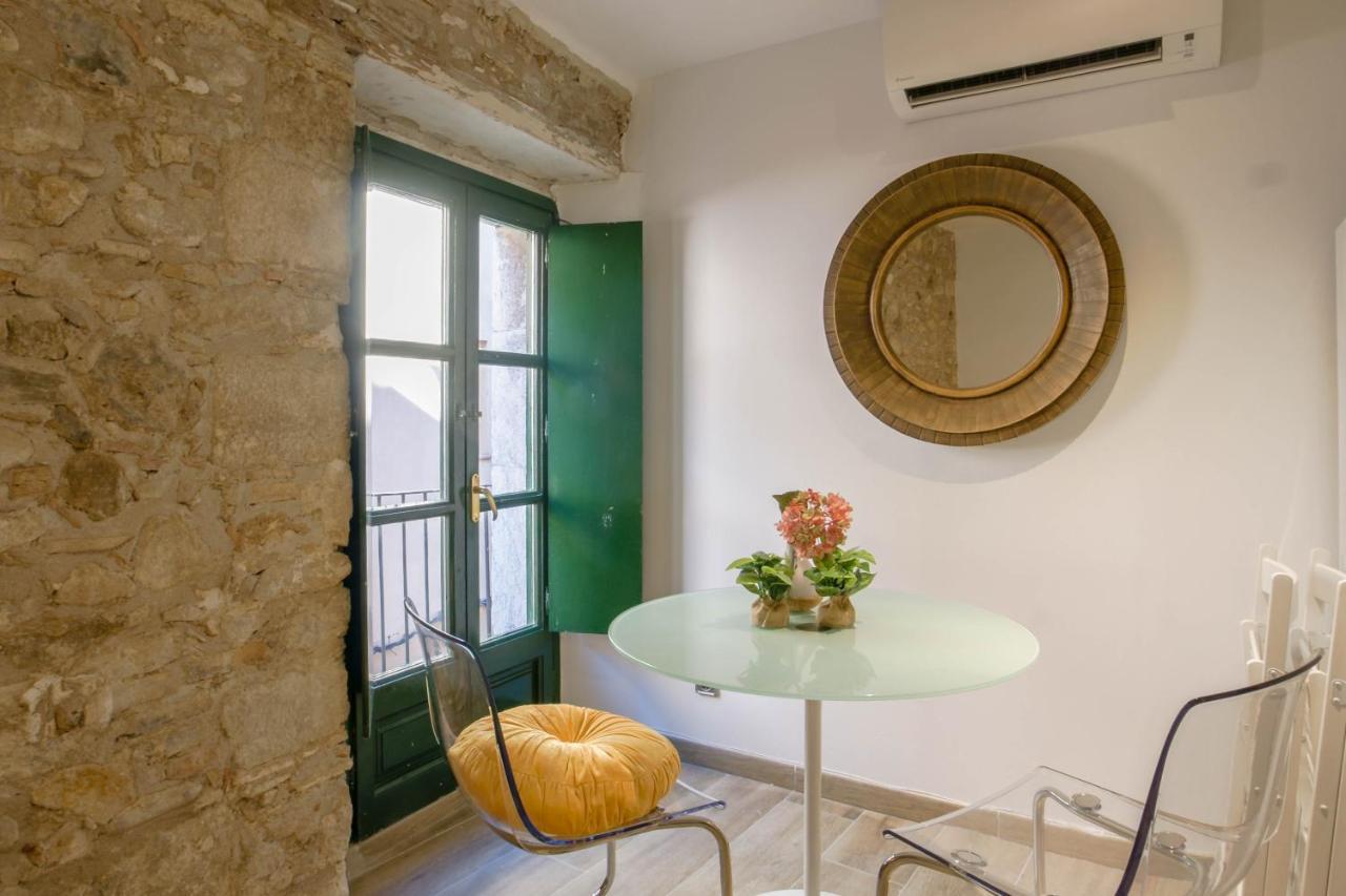 Tresor Boutique Apartment ชีโรนา ภายนอก รูปภาพ